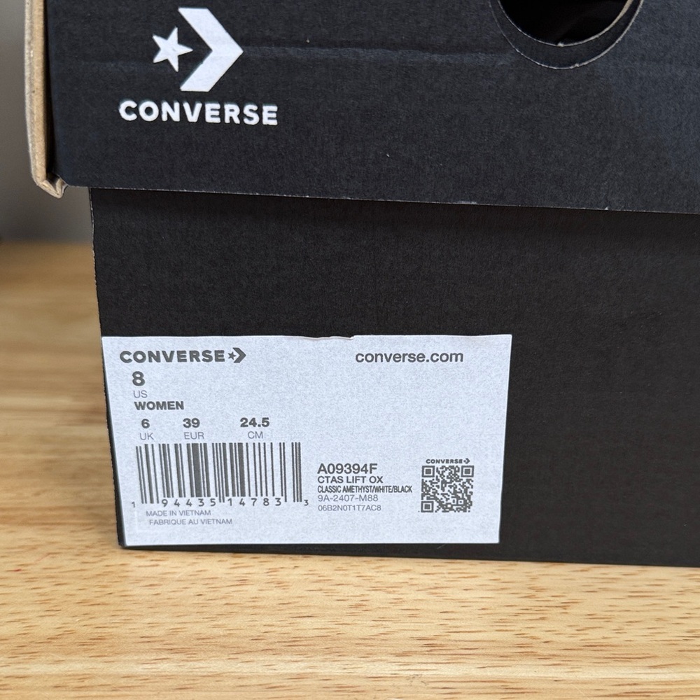Converse Low Top Sneakers Lavender Canvas - Picture 4 of 6